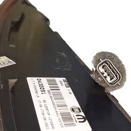 LANTERNA TRASEIRA ESQUERDA FASTBACK 2022/ (MALA)