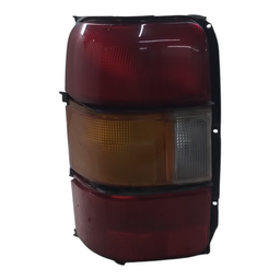 LANTERNA TRASEILA ESQUERDA PAJERO GLS-B 91 A 00 0431540