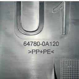 ACABAMENTO FORRO TAMPA TRASEIRA COROLLA CROSS XRE 2022