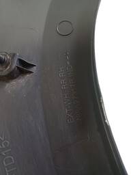 MOLDURA PARALAMA TRASEIRO DIREITO KWID 2018 2019 2020/..