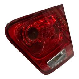 LANTERNA TRASEIRA DIREITA CERATO 2010 A 2013 (MALA)