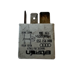 Rele Auxiliar Audi A3 Volkswagen Passat Golf 2006 8D0951253