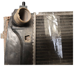 RADIADOR C/CONDENSADOR COROLLA 1.6 1.8 2003 A 08 AUT DETALHE