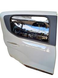 PORTA TRASEIRA DIREITA MOBI TREKKING 2020 A 2024 (AVARIA)