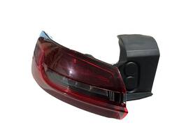 LANTERNA TRASEIRA ESQUERDA FASTBACK 2022/ (CANTO)