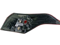 LANTERNA TRASEIRA ESQUERDA CRETA 2017 A 2024 S/ LED (CANTO)