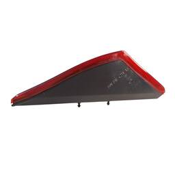 LANTERNA TRASEIRA ESQUERDA KICKS 2017 2018 A 2021 (MALA)