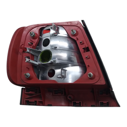 LANTERNA TRASEIRA DIREITA AUDI A4 TURBO 1.8 94 /01 8D0945096