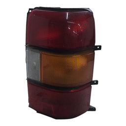 LANTERNA DIREITA PAJERO GLS-B 91A 00 0431540 C DETALHE