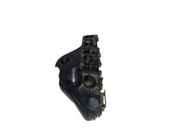 GUIA PARACHOQUE DIANTEIRO DIREITO YARIS 2019 A 2025