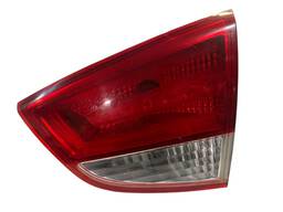 LANTERNA TRASEIRA DIREITA IX35 2010 A 2022 (MALA)