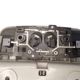 LUZ LANTERNA CORTESIA KIA CERATO 2009 1.6