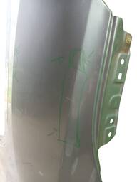 PARALAMA ESQUERDO HILUX / SW4 2006 A 2011 C/ FURO MOLDURA