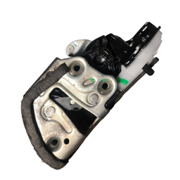 FECHADURA TRASEIRA DIREITA YARIS 2019 A 2024 4 PINOS