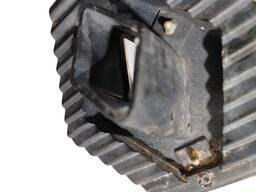 EMBLEMA GRADE DIANTEIRA RENAULT CLIO 2003 2012