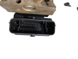 MODULO ABS NISSAN SENTRA MARCH VERSA 2012 2016