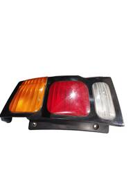 LANTERNA TRASEIRA DIREITA PAJERO SPORT 2001 A 2005