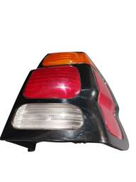 LANTERNA TRASEIRA DIREITA PAJERO SPORT 2001 A 2005