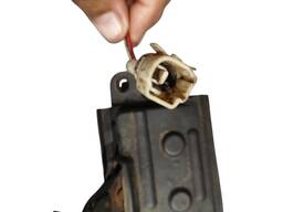 FECHADURA TAMPA TRASEIRA MALA HILUX SW4 1997 2002