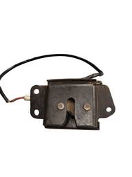 fechadura tampa traseira mala hilux sw4 1997 2002