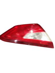 LANTERNA TRASEIRA ESQUERDA FOCUS SEDAN 2014 A 2015 (MALA)