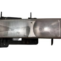 Farol Silverado Direito 97 a 2004