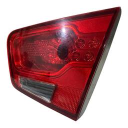 LANTERNA TRASEIRA DIREITA CERATO 2010 A 2013 (MALA)