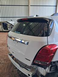 Tampa Traseira Chevrolet Tracker 2014 2015 a 2019
