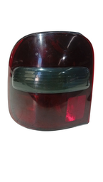 Lanterna Esquerda Sportage 1999 a 2004 c/detalhes 