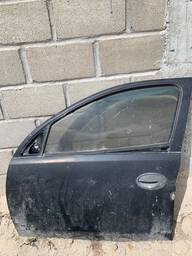 Porta Dianteira Esquerda Corsa 2003 a 2012 Montana 04 a 2010