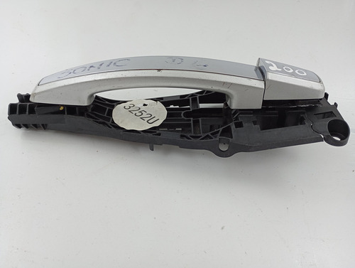 MAÇANETA EXTERNA DIANTEIRA LE GM SONIC 12/14 USADO