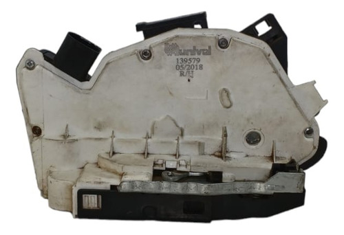 FECHADURA DA PORTA TRASEIRA DIREITA AMAROK 2010/2023