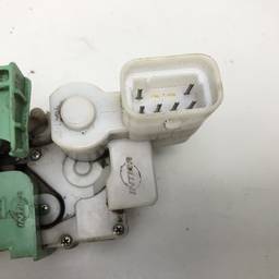 FECHADURA PORTA TRASEIRA DIREITA VECTRA 2006 A 2011 VERDE