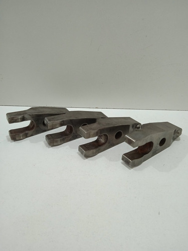 SUPORTE BICO INJETOR TOYOTA HILUX 2.8 2016 USADO JOGO