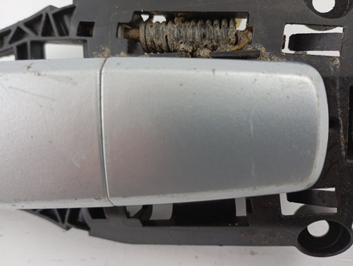 MAÇANETA EXTERNA TRASEIRA LE GM CRUZE 13/15 USADO