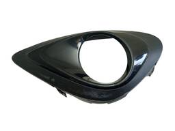 Grade Moldura Milha Esquerdo March 2015 a 2020