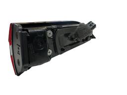 LANTERNA TRASEIRA ESQUERDA FASTBACK 2022/ (MALA)