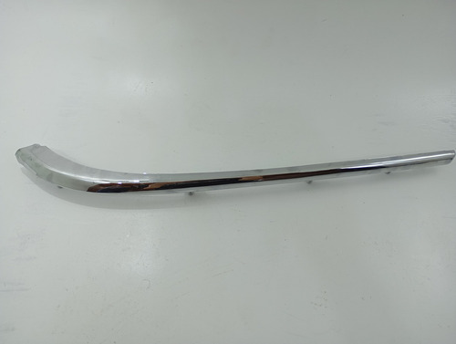 FRISO PARACHOQUE DIAN. LE GM OMEGA 93/98 USADO PARALELO