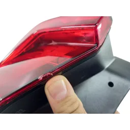 LANTERNA TRASEIRA ESQUERDA TIGUAN 2018 A 2021 C/LED (CANTO) C/QUEBRADO