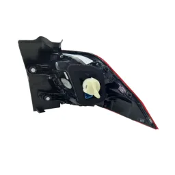 LANTERNA TRASEIRA ESQUERDA TIGUAN 2018 A 2021 C/LED (CANTO) C/QUEBRADO