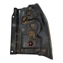 LANTERNA ESQUERDA MITSUBISHI  PAJERO FULL 07 A 21 C DETALHE