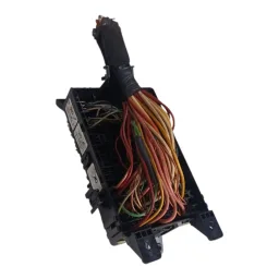 CAIXA FUSIVEL INTERNA HB20 2012 2013 2014 A 2017