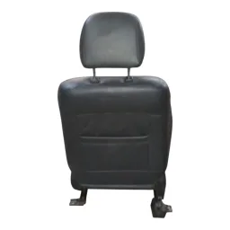 BANCO PASSAGEIRO MITSUBISHI TR4 2010 A 2015 (COURO)(DETALHE)