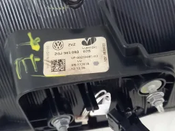 LANTERNA TRASEIRA ESQUERDA TAOS 2022 2023 A 2025 (MALA)