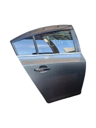 Porta Traseira Direita Cruze Sedan 2012 a 2016 Somente Porta