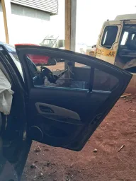 Porta Traseira Direita Cruze Sedan 2012 a 2016 Somente Porta