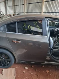 Porta Traseira Direita Cruze Sedan 2012 a 2016 Somente Porta