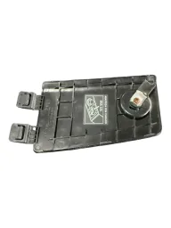 ACABAMENTO TAMPA CHURRASQUEIRA LIVINA 2010 2011 A 2014