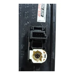 ENTRADA USB AUXILIAR BMW 118 120 320 F20 F30 9229246 11 A 19