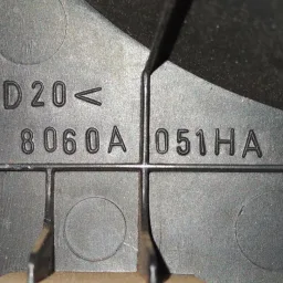 MOLDURA PAINEL INSTRUMENTO PAJERO FULL 10/21 200CV 8060A051